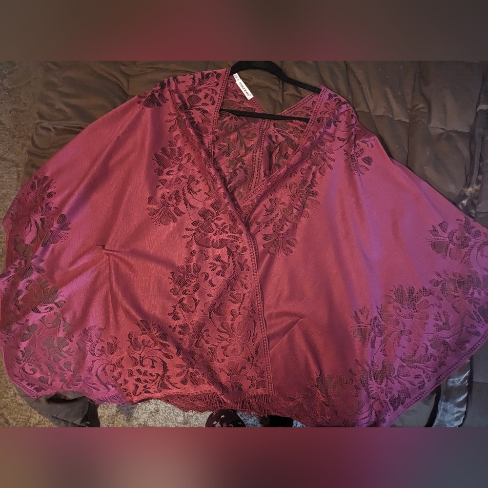 Maurices lace kimono size 2/3